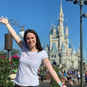 Meet your Posher, Kaylie